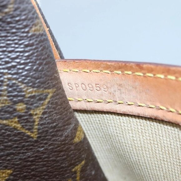 LOUIS VUITTON Monogram Reporter PM Shoulder Bag - Picture 13 of 16